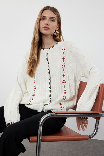 Trendyol Collection Embroidery Detailed Ecru Knitwear Cardigan - TWOAW25HI00026