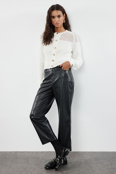 Trendyol Collection Soft Textured Ecru Crop Knitwear Cardigan - Loose Knit Twoaw25Hi00109
