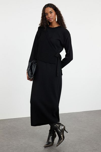 Trendyol Modest Black Knitwear Cardigan and Dress Set - TCTAW25US00000