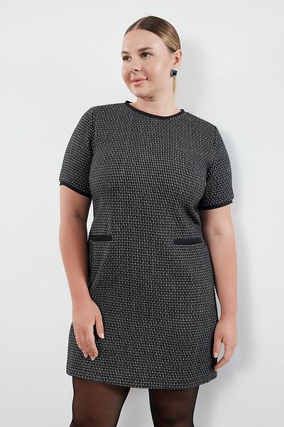 Trendyol Curve Κομψό Midi Tweed καρό φόρεμα - Λεπτομέρεια με φερμουάρ TBBAW25AH00022