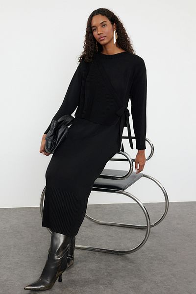 Trendyol Modest Black Knitwear Cardigan and Dress Set - TCTAW25US00000