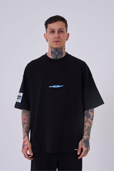 Machinist Ανδρικό μπλουζάκι Born Again Eye με τύπωμα oversized Μαύρο