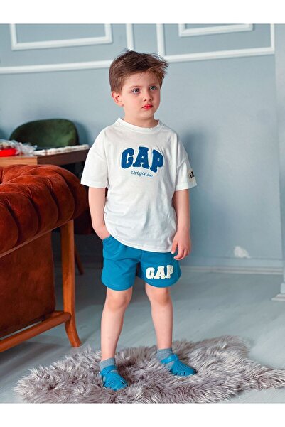 GAP Baby بدلة مطرزة للأولاد