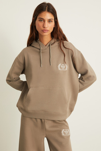 GRIMELANGE ELUDNE női hímzett kapucnis kenguru zsebes 3 szál raszteres nerc pulóver