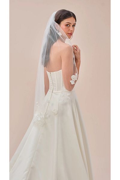 Oleg Cassini Bridal Lace Veil - Short V10012