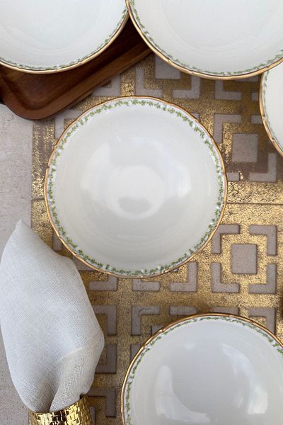 porselenden Green Garden Matte Gold Gilded Porcelain Flower Patterned Soup Bowl for 6 Persons Gold Presentation Plate