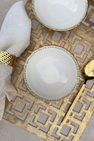 porselenden Green Garden Matte Gold Gilded Porcelain Flower Patterned Soup Bowl for 6 Persons Gold Presentation Plate