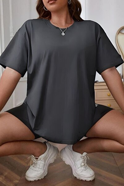 YAKAMEL Women's Oversize Casual T-Shirt - Short Sleeve, Crew Neck