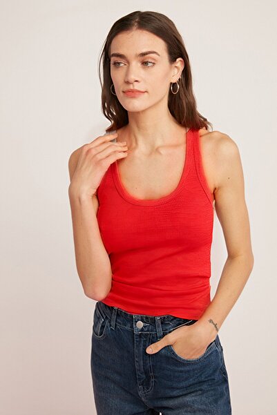 YAKAMEL Red Corded Women's Sports Undershirt - Thick Strap Basic Model