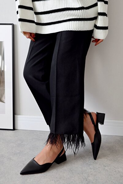 POLKA STORE Černé matné kožené dámské boty se špičatou špičkou na krátkém blokovém podpatku Blush