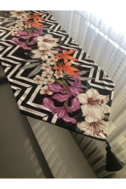 lovelyhome35 Zambak Çiçekli Runner