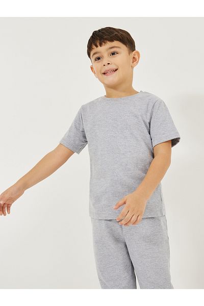 Styli Solid Round Neck T-Shirt & Full Length Pants Set