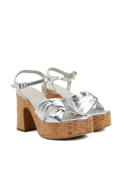 Dıvarese Silver Kadın %100 Deri Yuvarlak Burun Bantlı Yüksek Ökçeli Neolit Ta...