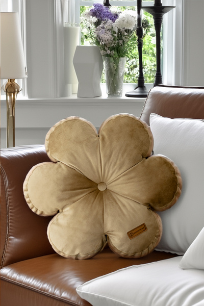 Rayda Home Polstrovaný polštářek Daisy Throw v barvě 42*42 cm Cappuccino