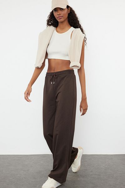 Trendyol Collection Bitter Brown Wide Leg Slim Knitted Sports Sweatpants Twoaw22Ea0053