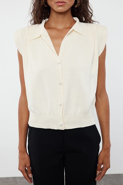 Trendyol Collection Жилет з коміром-поло екрю Regular Fit TWOAW25YE00011