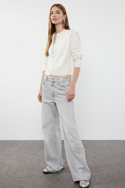 Trendyol Collection Soft Textured Ecru Knitwear Cardigan - TWOAW25HI00017