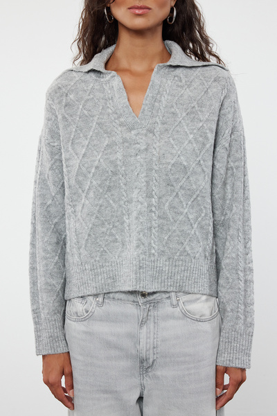 Trendyol Collection Сірий светр з м'якого трикотажу з товстою саржею TWOAW24KZ00673