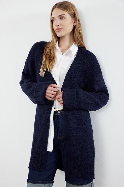 Trendyol Collection Széles, sötétkék puha kötöttáru kardigán - TWOAW21HI0555
