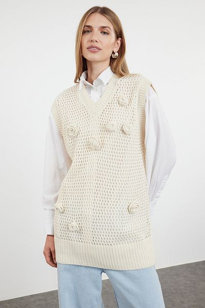 Trendyol Modest Strickpullover mit durchbrochenem Blumenmuster - TCTAW25UV00001