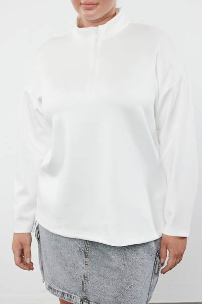 Trendyol Curve Πλεκτό φούτερ εκρού μεγάλου μεγέθους - γιακάς, φαρδιά εφαρμογή TBBSS24AO00000