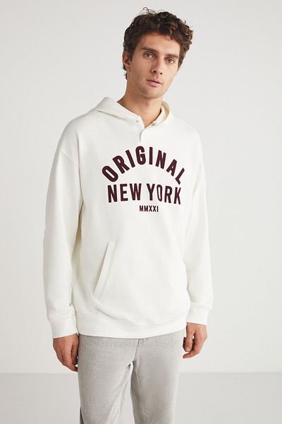 GRIMELANGE ALEKSI Men's Hooded Snap Detailed Kangaroo Pocket Printed Ecru Sweatshirt