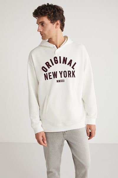 GRIMELANGE ALEKSI Men's Hooded Snap Detailed Kangaroo Pocket Printed Ecru Sweatshirt