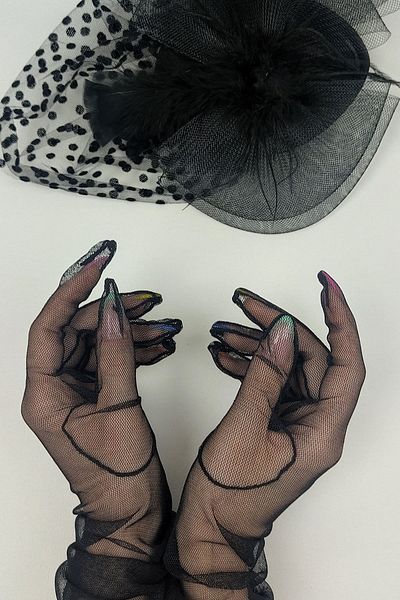 Hayalperest boncuk Black Long Tulle Bridal Gloves and Polka Dot Hat