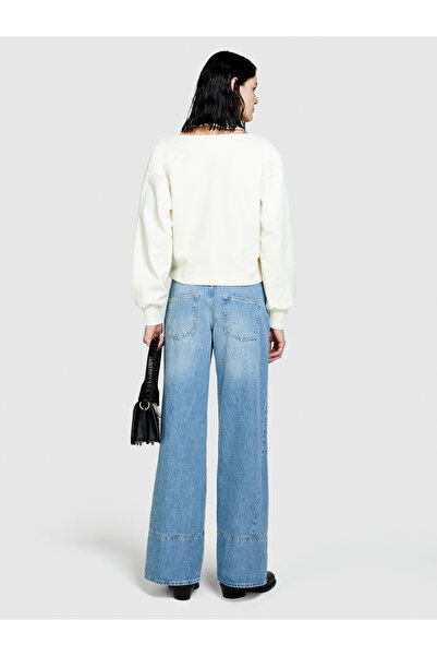 Sisley Γυναικείο πουλόβερ από 100% βαμβάκι σε κρεμ χρώμα με λεπτομέρεια στον ώμο