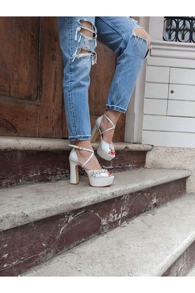 DS AYAKKABI Sedef Satin Platfrom Leaf Stone Cross Strap Women's Heeled Shoes