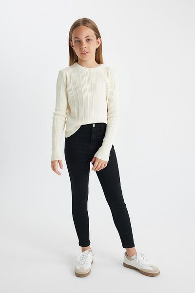 DeFacto Girl's Ecru Standard Fit Crew Neck Knitwear Sweater C6911A824Au