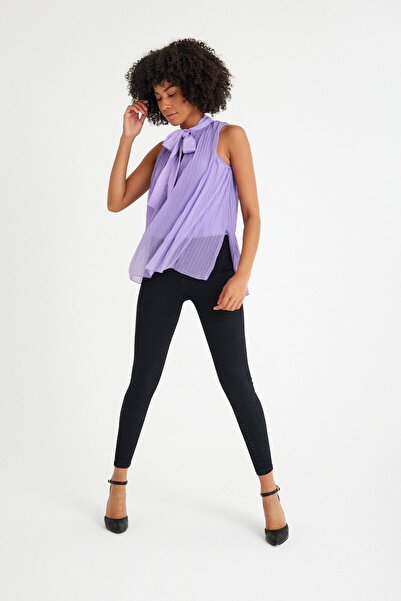 Kutaf Pile Detaylı Şifon Kadın Bluz