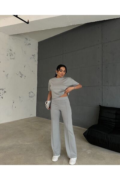 Floral Sport طقم توب وبنطلون قصير مودال فاخر