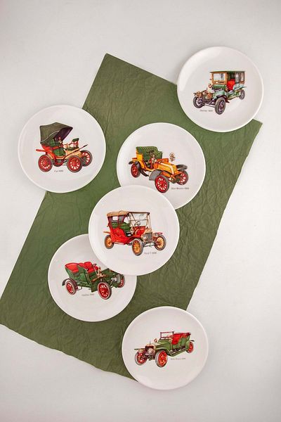 Bursa Porselen Dekor 6 Piece Collection Cars - Cake Plate