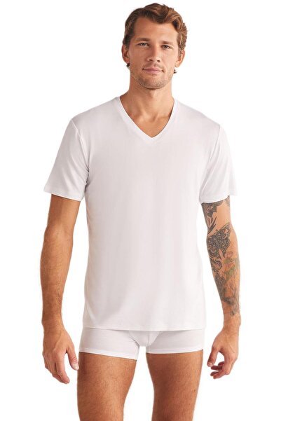 Kom Еміліо V Яка - Модальна чоловіча біла футболка