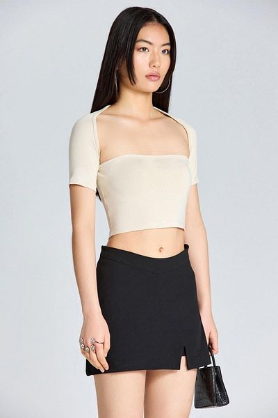 boutiquen 2560 Μπεζ κοντομάνικη μπλούζα με μπολερό