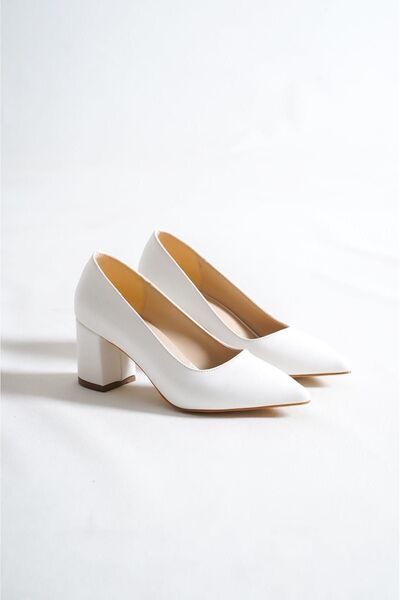 KYC حذاء ناتاشا كلاسيك جوفا بكعب سميك 7 سم للنساء