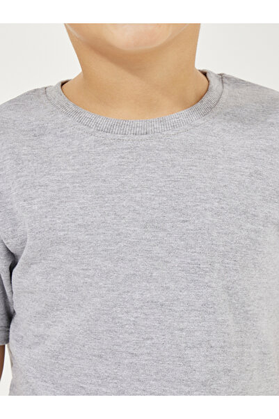 Styli Solid Round Neck T-Shirt & Full Length Pants Set