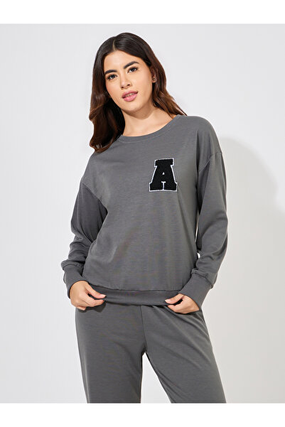 Styli Badge Terry Sweatshirt & Joggers Lounge Set