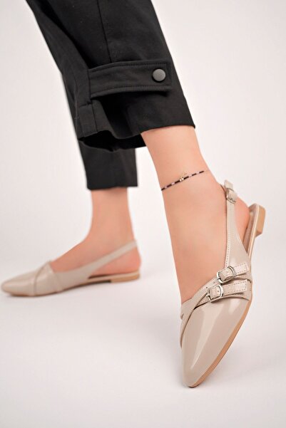 Freemax Women's Summer Ballerinas with Belt Detail - Nude