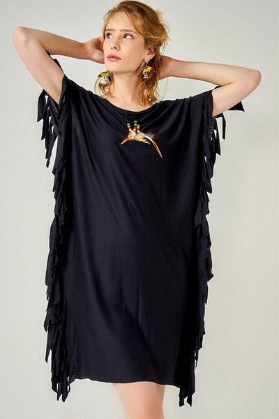 AQE FASHION Γυναικείο μαύρο τουνίκ με φούντες στο πλάι και στα μανίκια