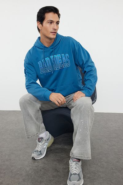 Trendyol Collection Oversize saks Barevný text tištěný vyšívaná mikina s kapucí - Tmnaw25Sw00084