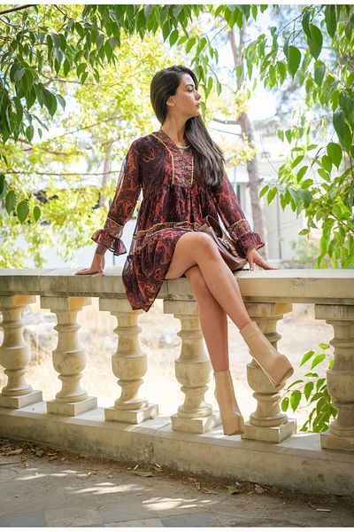 Ayakkabı Ateşi Γυναικείες μπότες Punta Nude Skin με τακούνι