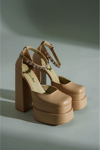 Ayakkabı Ateşi Design cu platformă dublă de culoare nudă - Pantofi de damă Figoc