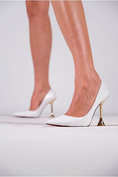 Ayakkabı Ateşi White Patent Leather Women's Special Heeled Designer Shoes Stiletto Ozzie