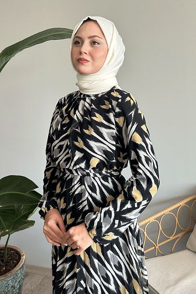InStyle Μαύρο φόρεμα σιφόν - αφηρημένο σχέδιο βούρτσας