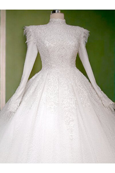 Ömür Gelinlik Kapalı Model Gelinlik