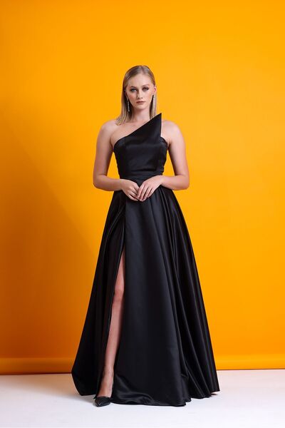 Tangül&Ali'S Moda Evi Asimetrik Siyah Abiye