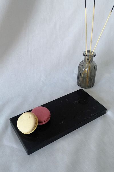 PeraMarble Black Mirror Quartz Marble Presentation Holder - Mini