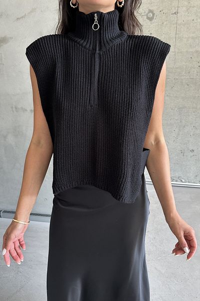 MODAGEN Black Knitwear Sweater - Stand Collar and Half Zipper
